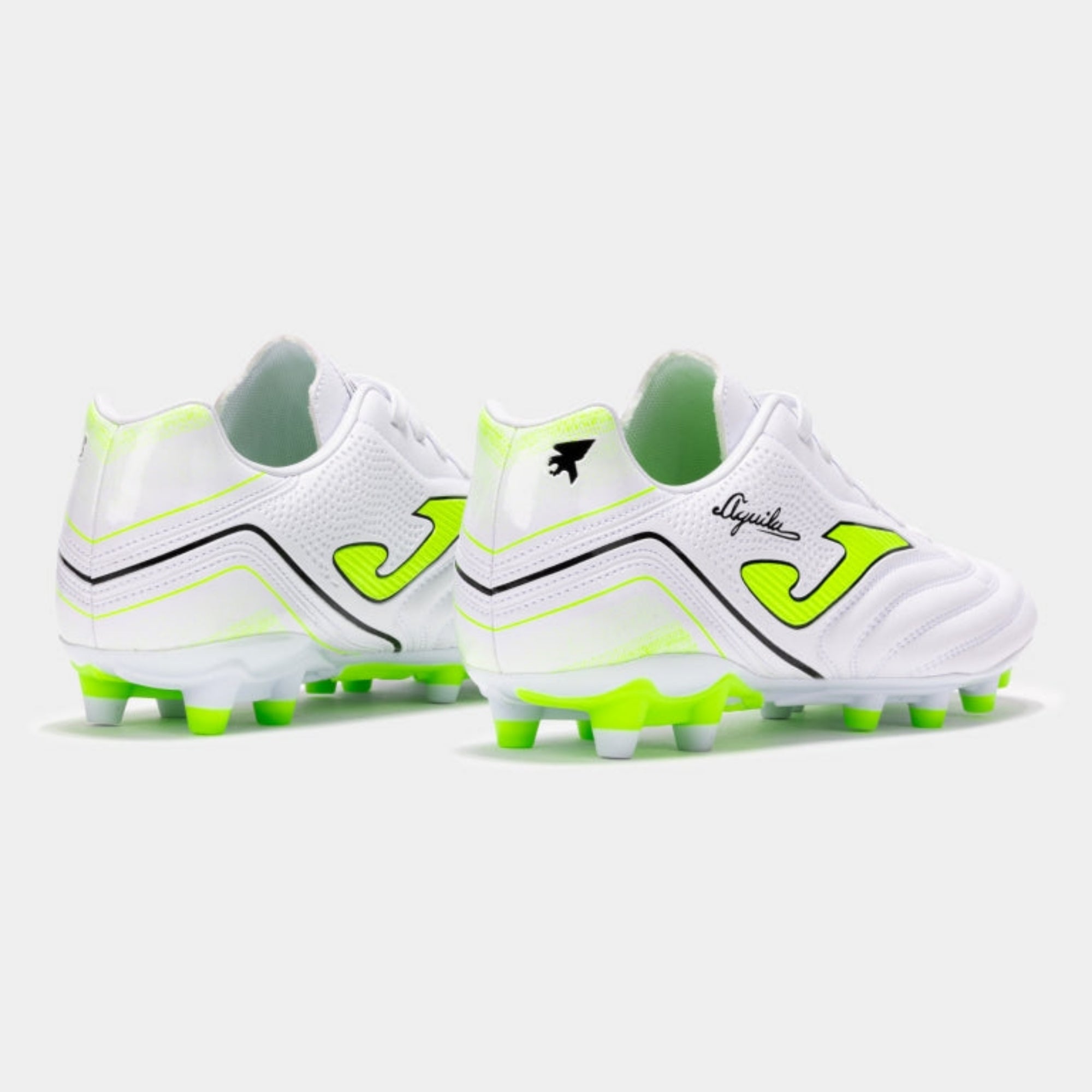 Joma aguila 2502 white The rear EXO COUNTER provides firmness in direction changes