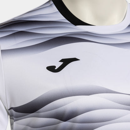 Joma Tiger VII white jersey fabric detail